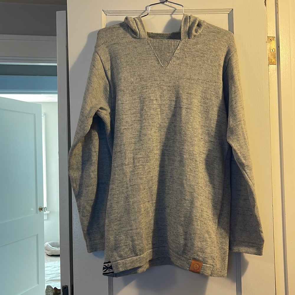 PAKA unisex hoodie